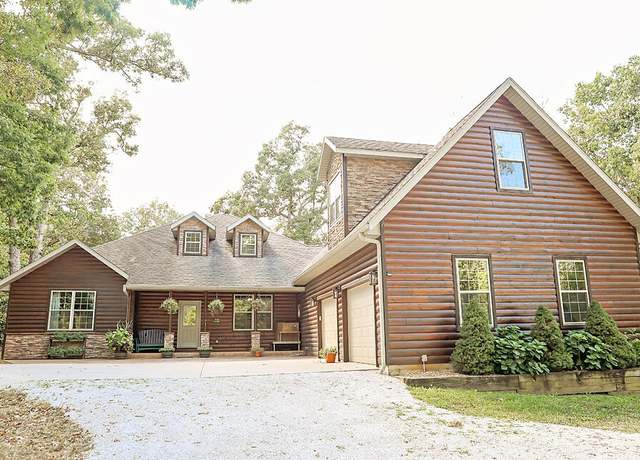 Property at 289 E Lakeview Ln, Springfield, MO 65803, 4 beds, 3.5 baths