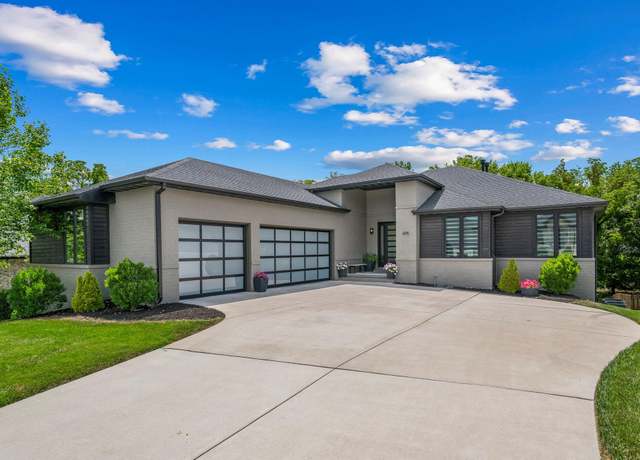 Property at 6115 S Hampton Ave, Springfield, MO 65810, 5 beds, 3.5 baths