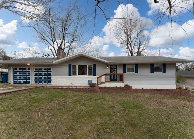 Property at 1201 E Lark St, Ozark, MO 65721, 3 beds, 1 bath