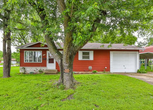 Property at 2076 S Vale Ave, Springfield, MO 65807, 3 beds, 1 bath
