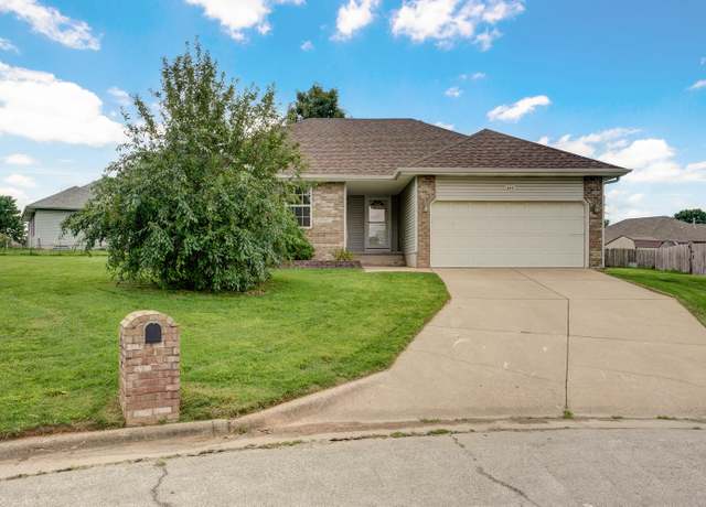 Property at 409 Ace Ct, Nixa, MO 65714, 3 beds, 2 baths