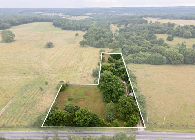 Property at 3736 Highway 83, Bolivar, MO 65613, 3 beds, 2 baths