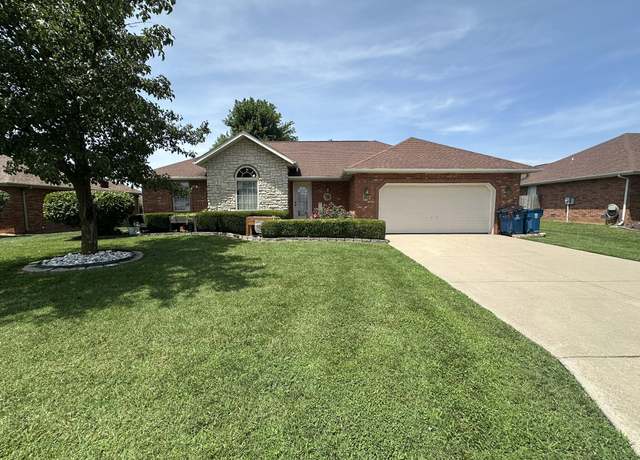 Property at 1105 E Eagle Rock Dr, Ozark, MO 65721, 3 beds, 2 baths