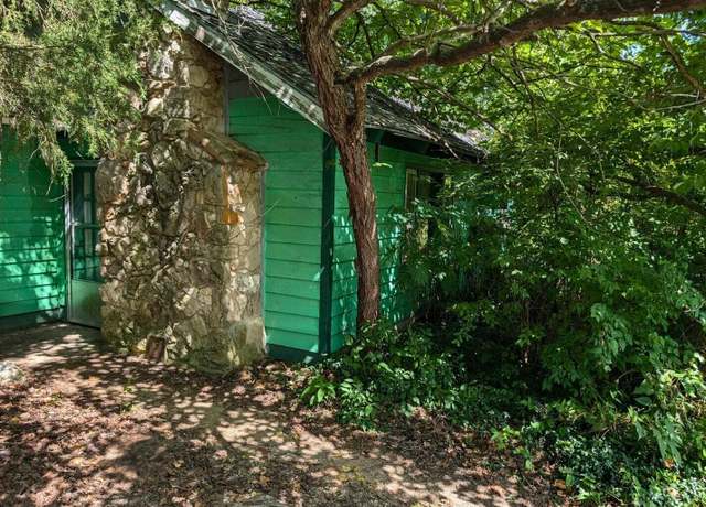 Property at 560 Morning Glory Road Rd, Merriam Woods, MO 65740, 2 beds, 1 bath