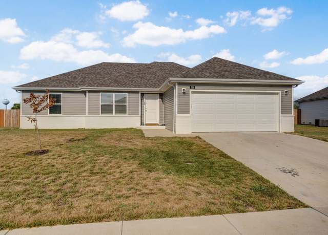 Property at 328 E Melton Rd, Ozark, MO 65721, 3 beds, 2 baths