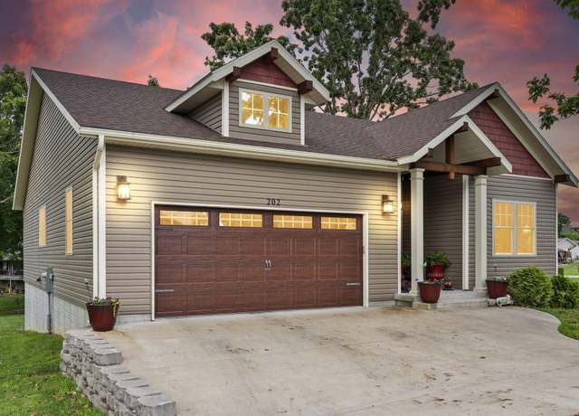 Property at 202 Twin Island Dr, Blue Eye, MO 65611, 4 beds, 3 baths