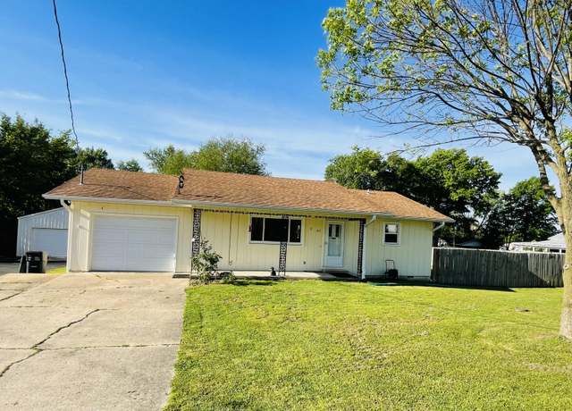 Property at 211 Bacorn Ave, Ava, MO 65608, 2 beds, 1 bath