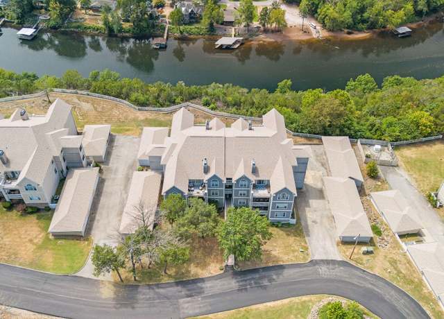 Property at 310 Woodland Dr Unit 19-1d, Branson, MO 65616, 3 beds, 2 baths