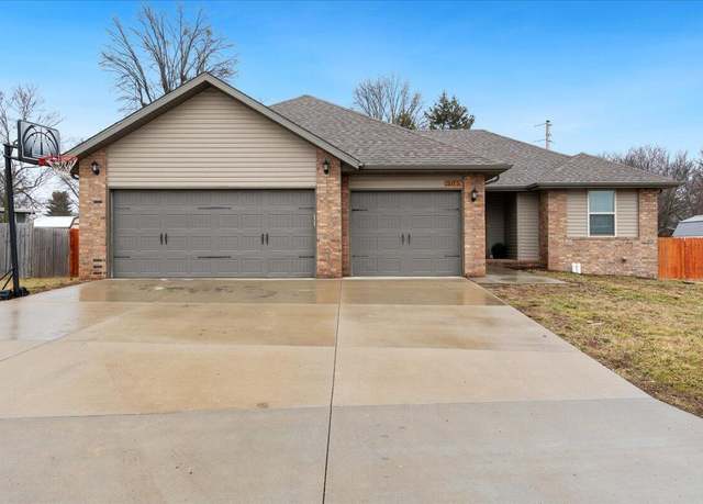 Property at 505 S Forest Ln, Republic, MO 65738, 3 beds, 2 baths