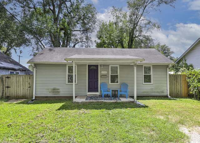 Property at 2946 W Elm St, Springfield, MO 65802, 2 beds, 1 bath