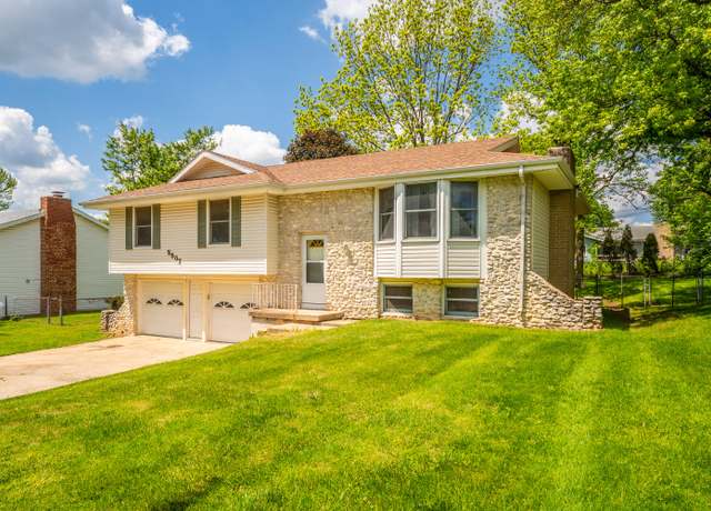 Property at 2507 W Roxbury St, Springfield, MO 65807, 3 beds, 2.5 baths
