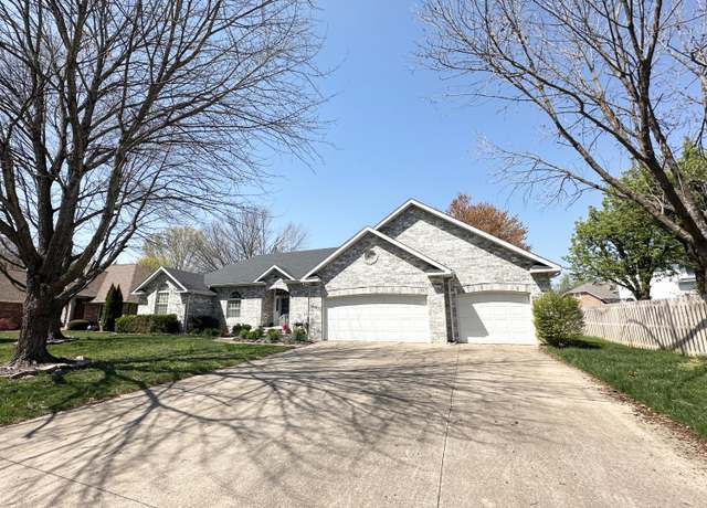 Property at 4129 E Windsong St, Springfield, MO 65809, 3 beds, 2.5 baths