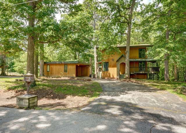 Property at 207 Kevin Cir, Mt Vernon, MO 65712, 5 beds, 3 baths