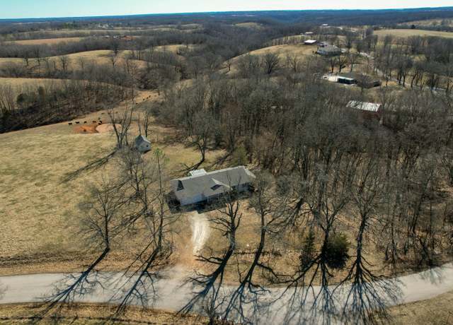 Property at 516 Reno Hollow Rd, Spokane, MO 65754, 3 beds, 2 baths