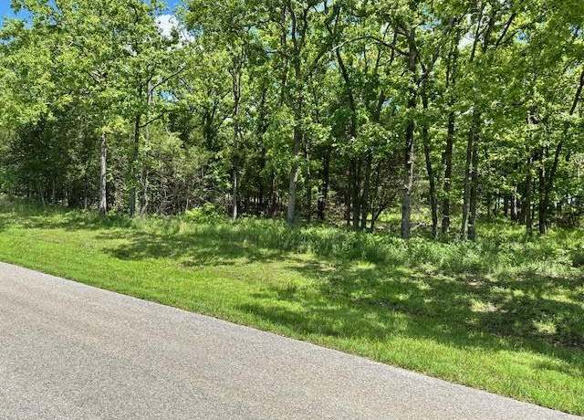 Property at 323 W Green Valley Dr, Horseshoe Bend, AR 72512
