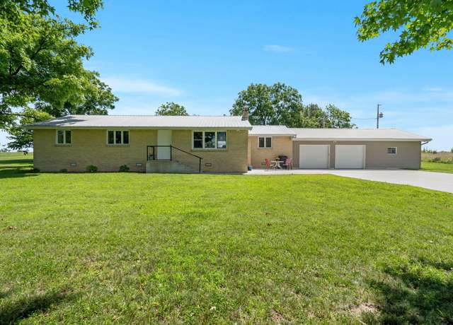 Property at 2616 Schupbach Rd, Clever, MO 65631, 3 beds, 3 baths