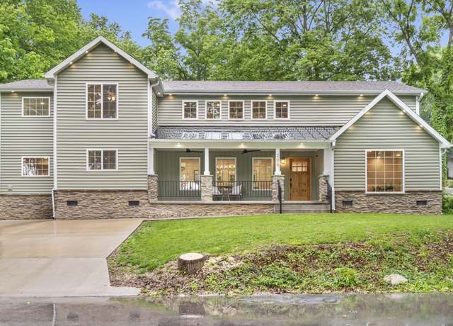 Property at 206 S 3rd Ave, Ozark, MO 65721, 6 beds, 4 baths