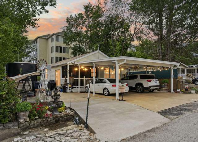 Property at 420 Monarch Dr, Branson, MO 65616, 1 bed, 1 bath
