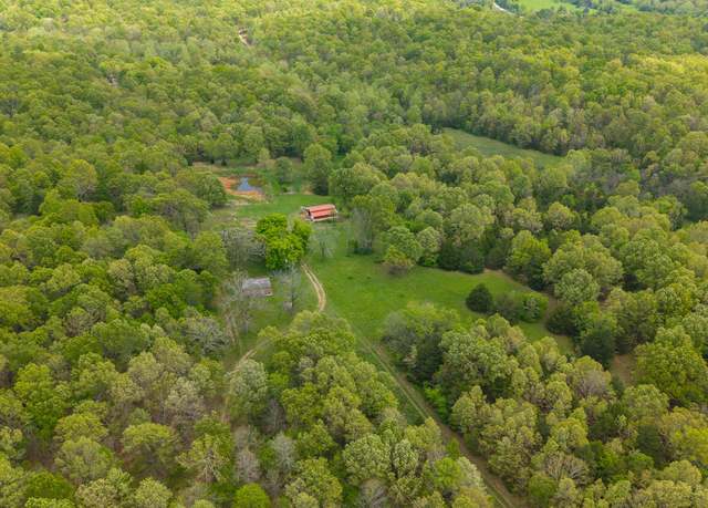 Property at 9506 County Road 9780, Koshkonong, MO 65692, 3 beds, 2 baths