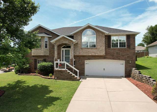 Property at 579 Lantern Hill Rd, Nixa, MO 65714, 4 beds, 3 baths