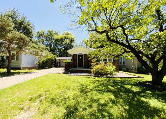 Property at 516 W Minota St, Springfield, MO 65807, 2 beds, 2 baths