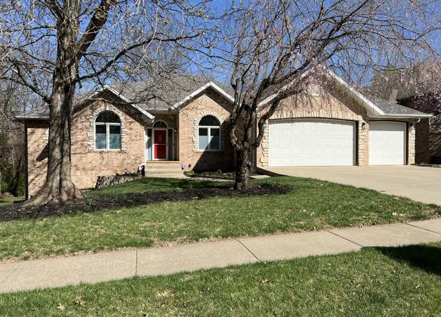 Property at 5098 S Nettleton Ave, Springfield, MO 65810, 5 beds, 3.5 baths