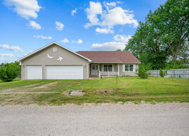 Property at 24612 Maple St, Pittsburg, MO 65724, 4 beds, 3 baths