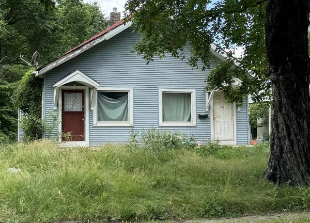 Property at 721 N Nettleton Ave, Springfield, MO 65802, 2 beds, 2 baths