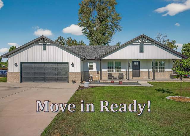 Property at 213 Roberson St, Rogersville, MO 65742, 3 beds, 2 baths