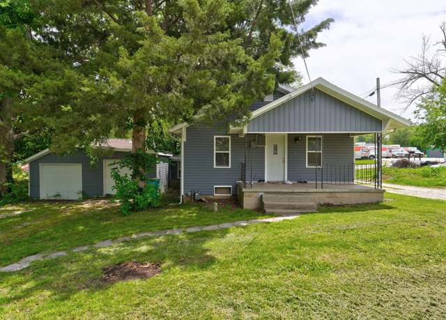 Property at 2414 N Missouri Ave, Springfield, MO 65803, 2 beds, 1.5 baths
