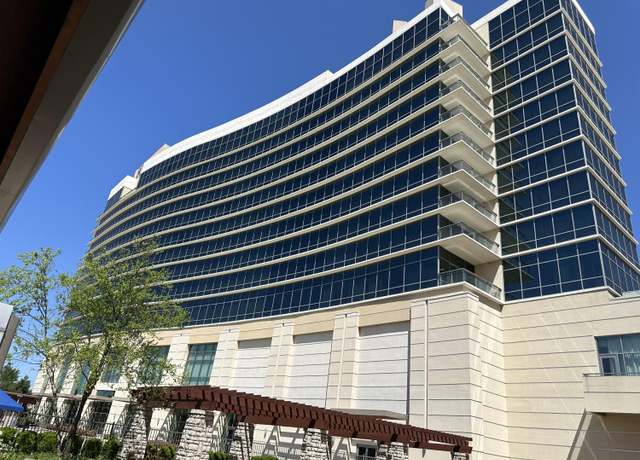Property at 200 S Sycamore St #1001, Branson, MO 65616, 1 bed, 1.5 baths