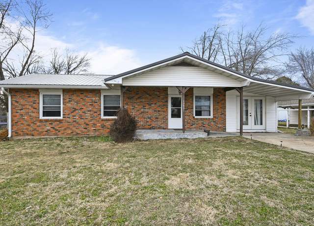 Property at 1209 N Darrell St, Mountain Grove, MO 65711, 4 beds, 2 baths