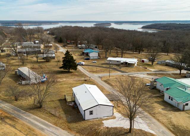 Property at 15225 E 1666th Rd, Stockton, MO 65785, 3 beds, 2 baths