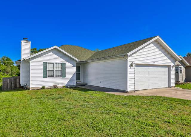 Property at 937 W Birch St, Nixa, MO 65714, 3 beds, 2 baths