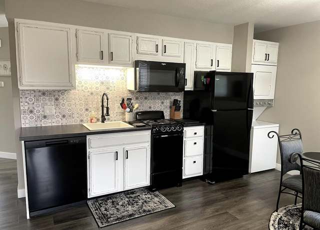 Property at 29 Fall Creek Dr #4, Branson, MO 65616, 1 bed, 1 bath