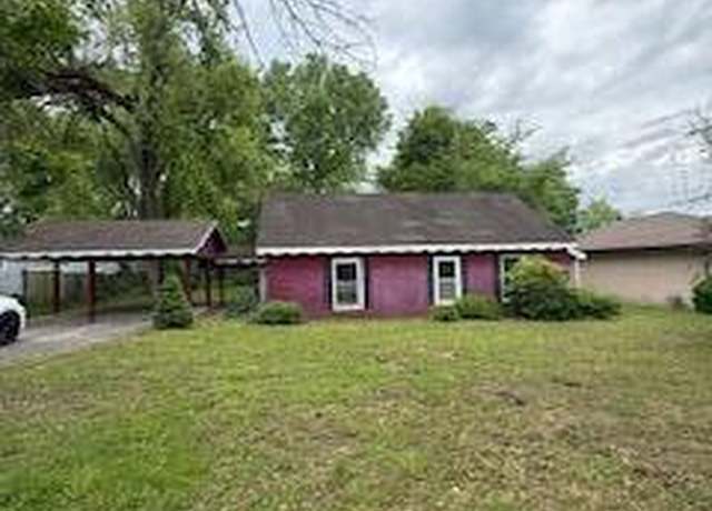 Property at 1424 E Buena Vista St, Springfield, MO 65804, 3 beds, 1 bath