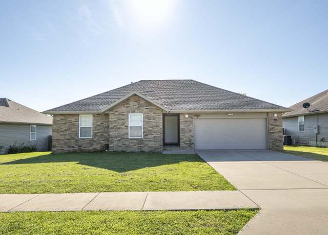 Property at 4010 N Mead Dr, Ozark, MO 65721, 3 beds, 2 baths