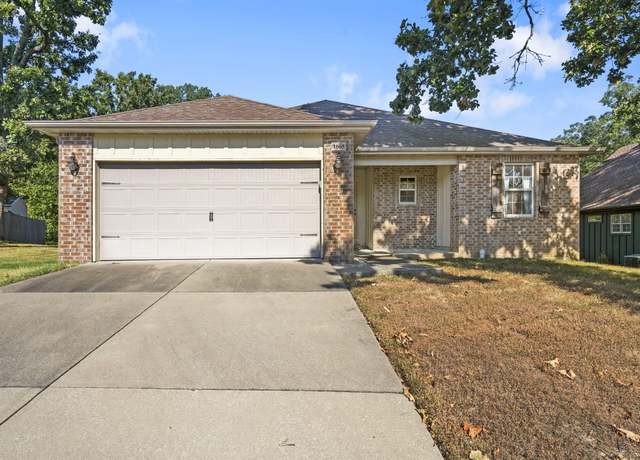 Property at 1065 S 21st Ave, Ozark, MO 65721, 3 beds, 2 baths