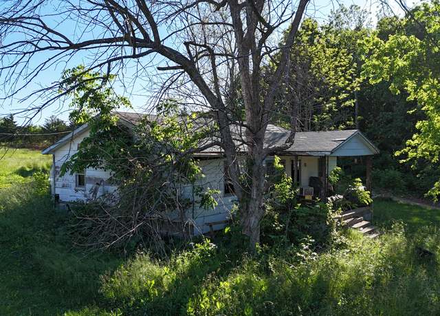 Property at 173 Dogtooth Dr, Seymour, MO 65746, 2 beds, 1 bath