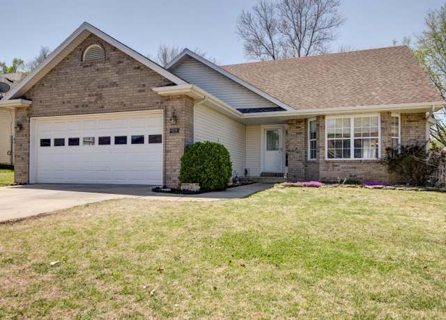 Property at 119 N Cedarwood Ave, Republic, MO 65738, 3 beds, 2.5 baths