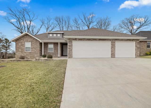 Property at 760 E Penzance Cir, Nixa, MO 65714, 4 beds, 2 baths