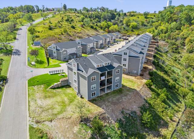 Property at 3005 N Vineyards Ter #2, Branson, MO 65616, 3 beds, 2 baths