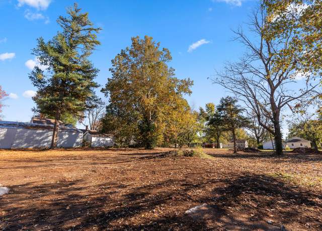 Property at 208 E Main St, Walnut Grove, MO 65770