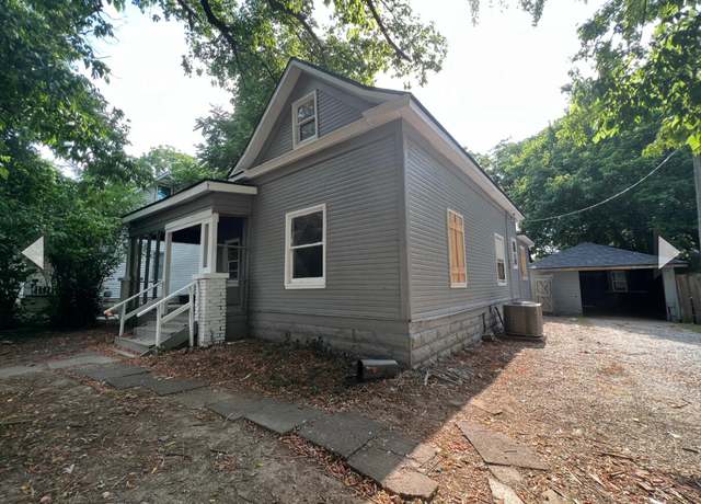 Property at 839 S Weaver Ave, Springfield, MO 65806, 3 beds, 2 baths