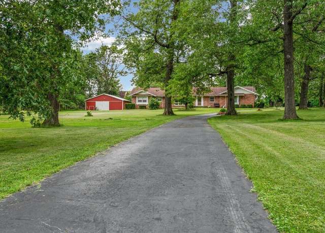Property at 4774 W Farm Road 94, Springfield, MO 65803, 3 beds, 2.5 baths