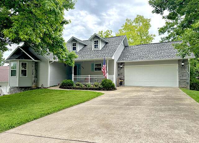 Property at 155 Tyler St, Branson, MO 65616, 4 beds, 3 baths