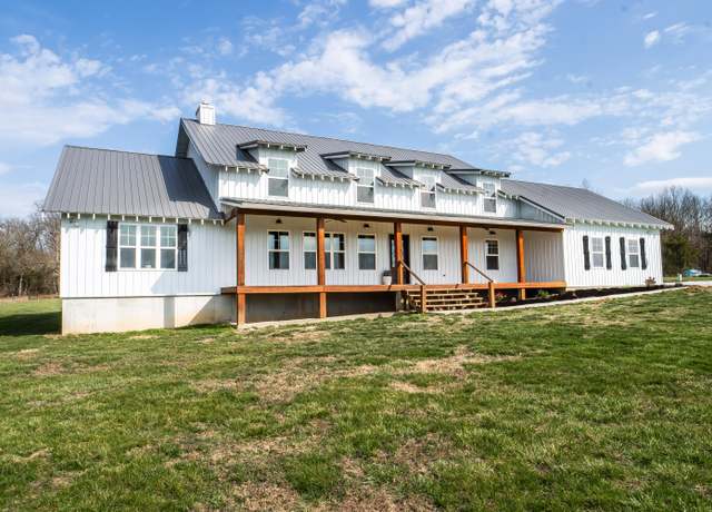 Property at 620 Potters Rd, Fair Grove, MO 65648, 6 beds, 3 baths