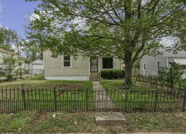 Property at 1116 S Thelma Ave, Springfield, MO 65807, 3 beds, 1 bath