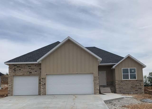 Property at 3068 E Heritage St, Republic, MO 65738, 3 beds, 2 baths