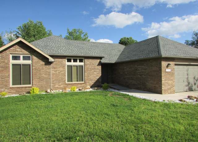 Property at 5740 S Jefferson Ave, Springfield, MO 65810, 3 beds, 2 baths